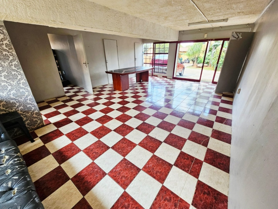 To Let 4 Bedroom Property for Rent in Erasmia Gauteng