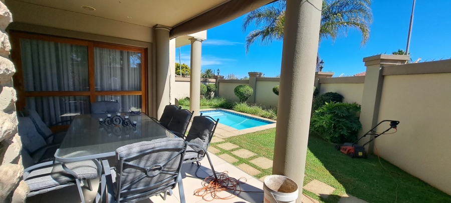 3 Bedroom Property for Sale in Marais Steyn Park Gauteng