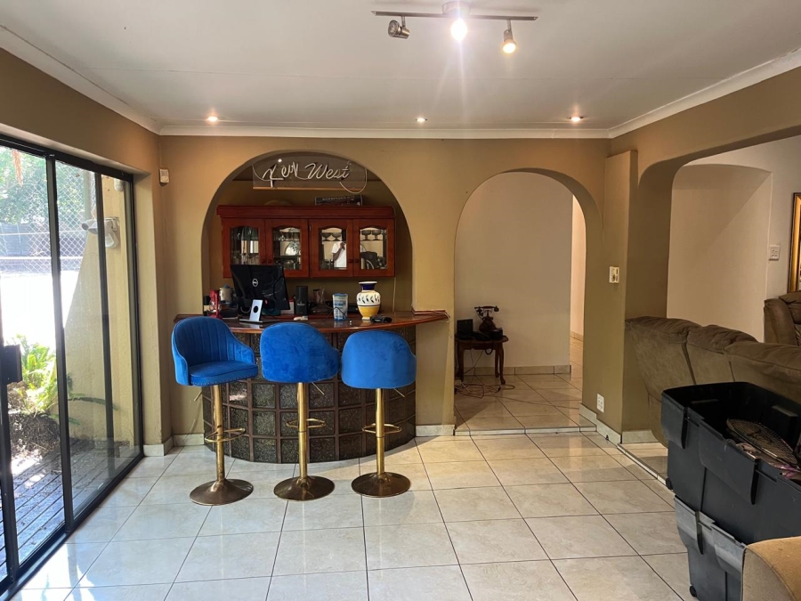 3 Bedroom Property for Sale in Lombardy East Gauteng