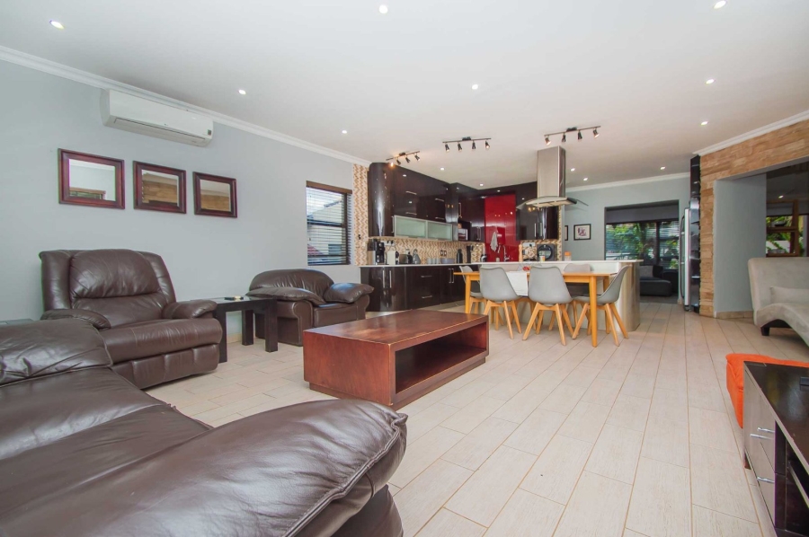 4 Bedroom Property for Sale in Honeydew Ridge Gauteng