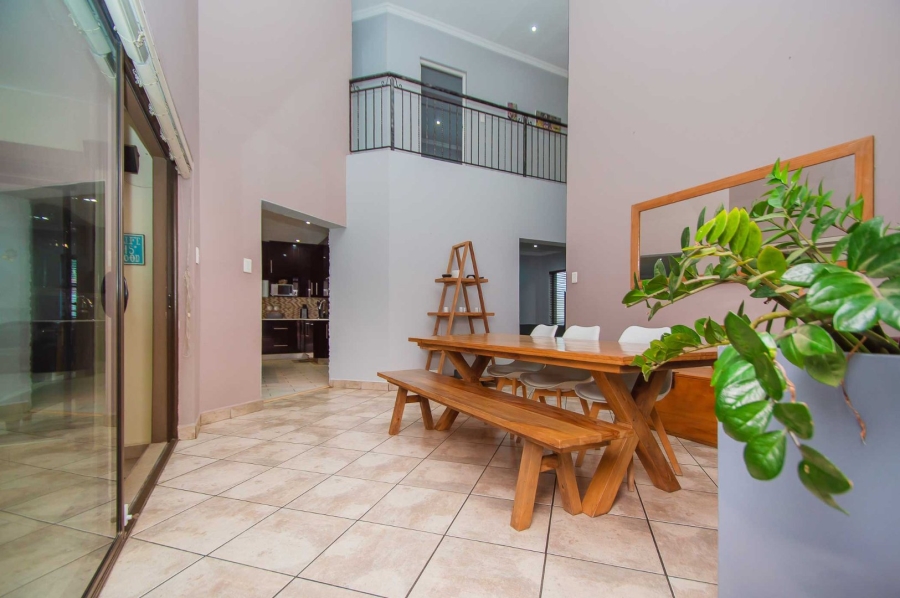 4 Bedroom Property for Sale in Honeydew Ridge Gauteng