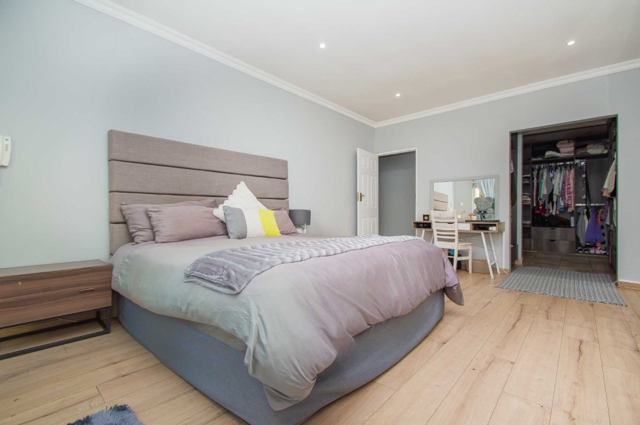 4 Bedroom Property for Sale in Honeydew Ridge Gauteng