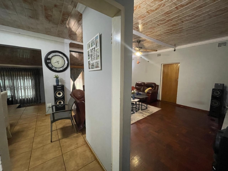 4 Bedroom Property for Sale in Meyerspark Gauteng