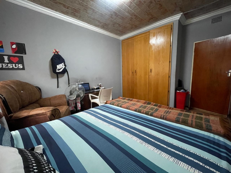 4 Bedroom Property for Sale in Meyerspark Gauteng