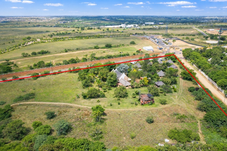 5 Bedroom Property for Sale in North Champagne Estate Gauteng