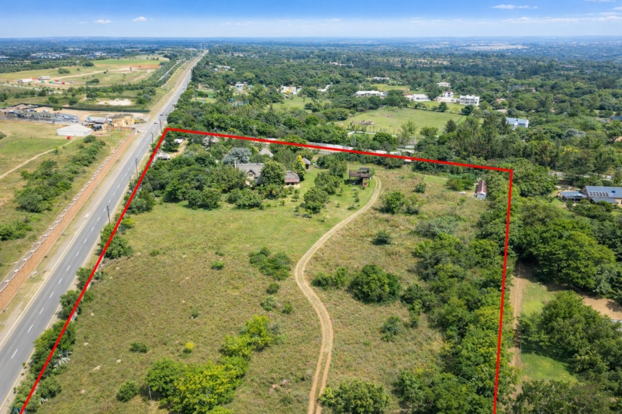 5 Bedroom Property for Sale in North Champagne Estate Gauteng