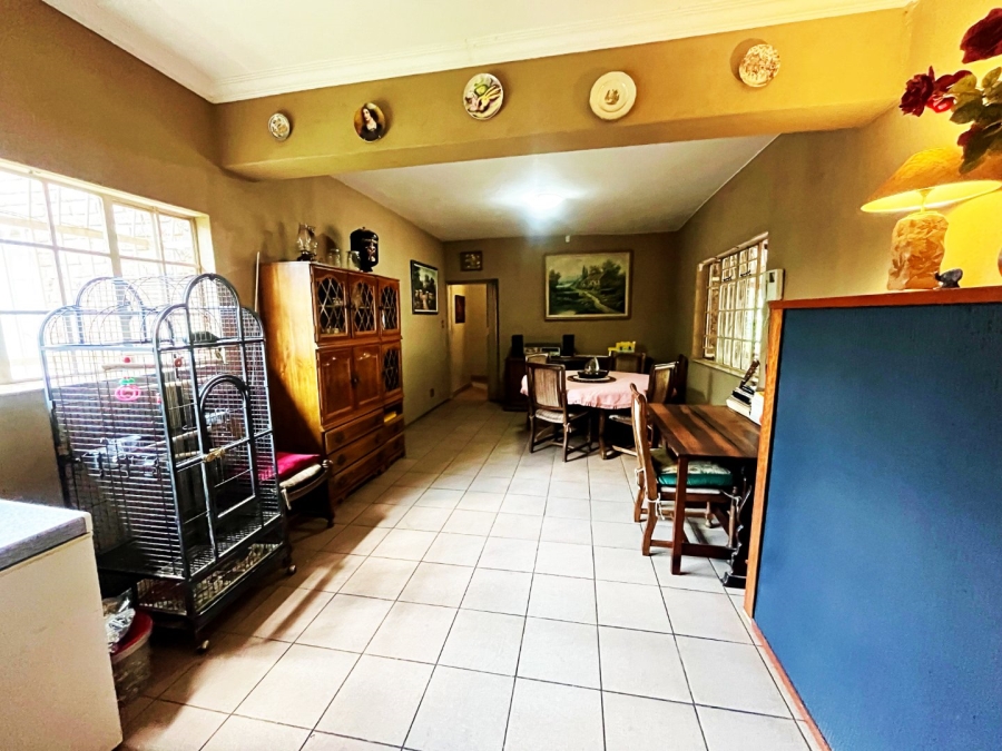 4 Bedroom Property for Sale in Eldoraigne Gauteng