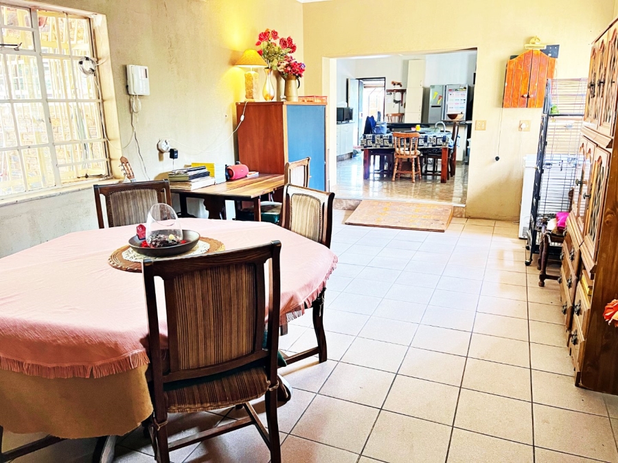 4 Bedroom Property for Sale in Eldoraigne Gauteng