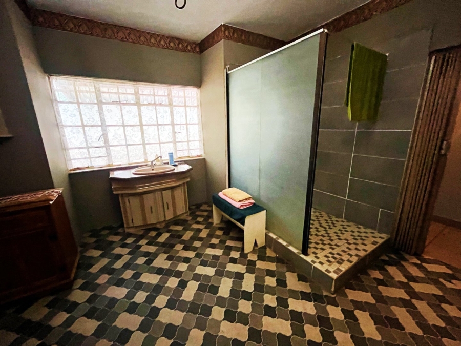 4 Bedroom Property for Sale in Eldoraigne Gauteng