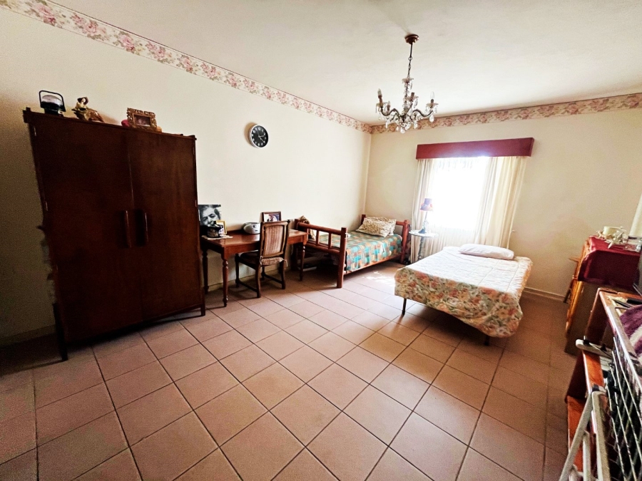 4 Bedroom Property for Sale in Eldoraigne Gauteng