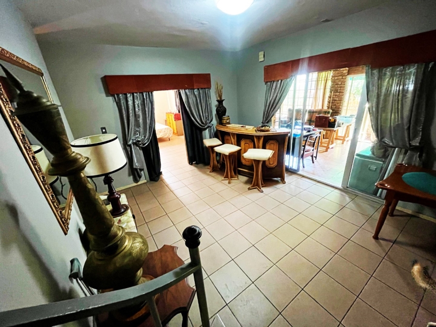 4 Bedroom Property for Sale in Eldoraigne Gauteng