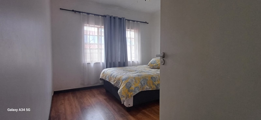 3 Bedroom Property for Sale in South Crest Gauteng