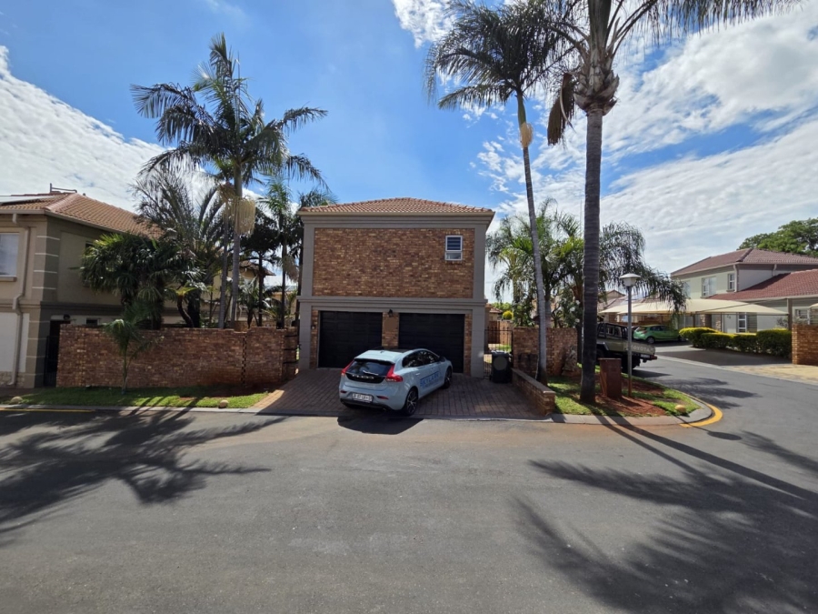3 Bedroom Property for Sale in Magalieskruin Gauteng