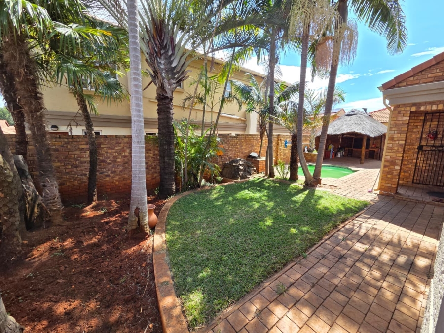 3 Bedroom Property for Sale in Magalieskruin Gauteng