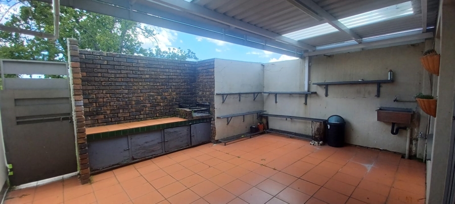 3 Bedroom Property for Sale in Bedford Gardens Gauteng