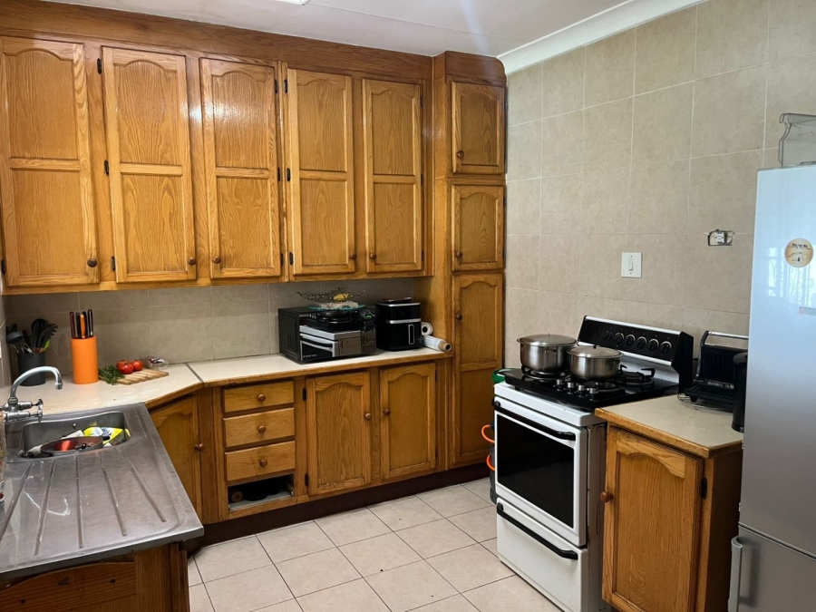 To Let 3 Bedroom Property for Rent in Lyndhurst Gauteng