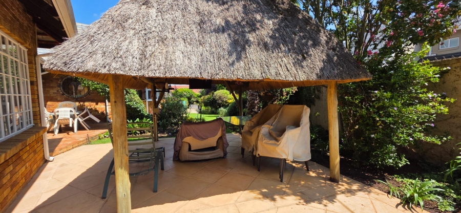 4 Bedroom Property for Sale in Dowerglen Gauteng