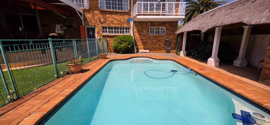 4 Bedroom Property for Sale in Dowerglen Gauteng