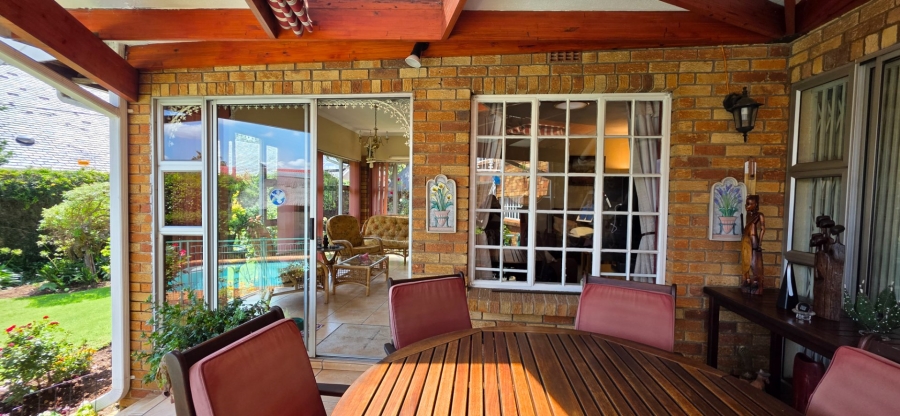 4 Bedroom Property for Sale in Dowerglen Gauteng
