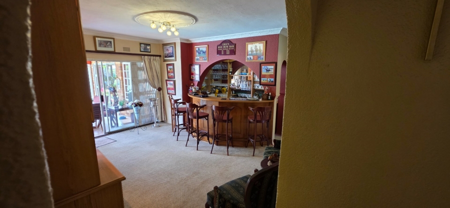 4 Bedroom Property for Sale in Dowerglen Gauteng