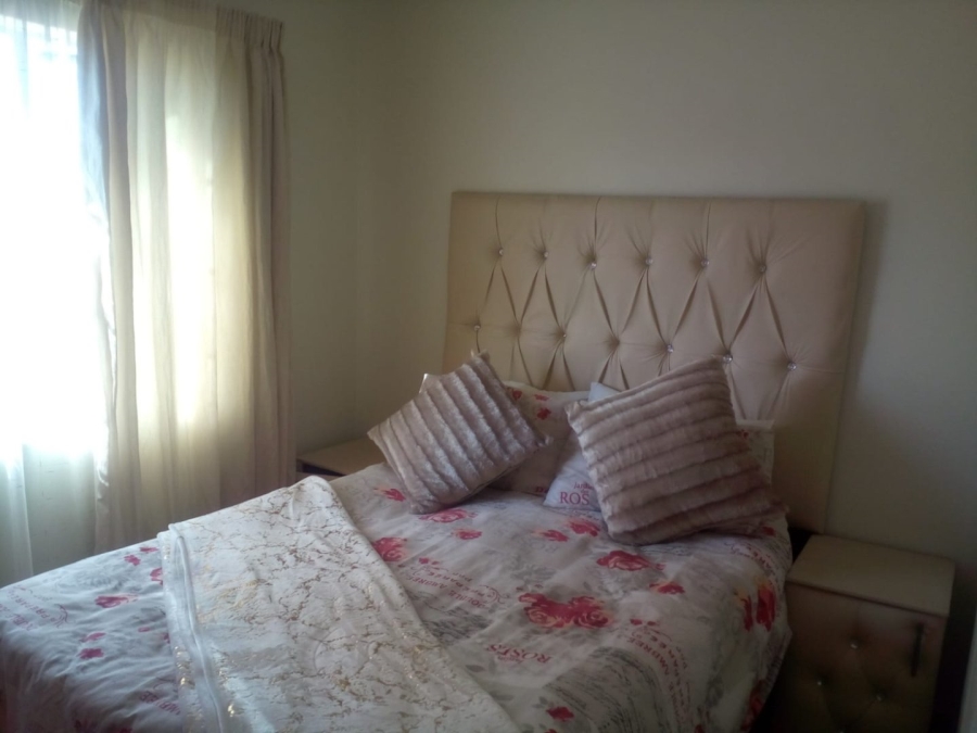 2 Bedroom Property for Sale in The Orchards Gauteng