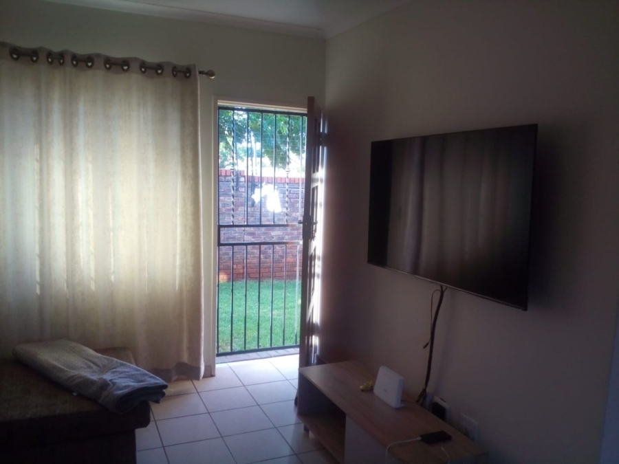 2 Bedroom Property for Sale in The Orchards Gauteng