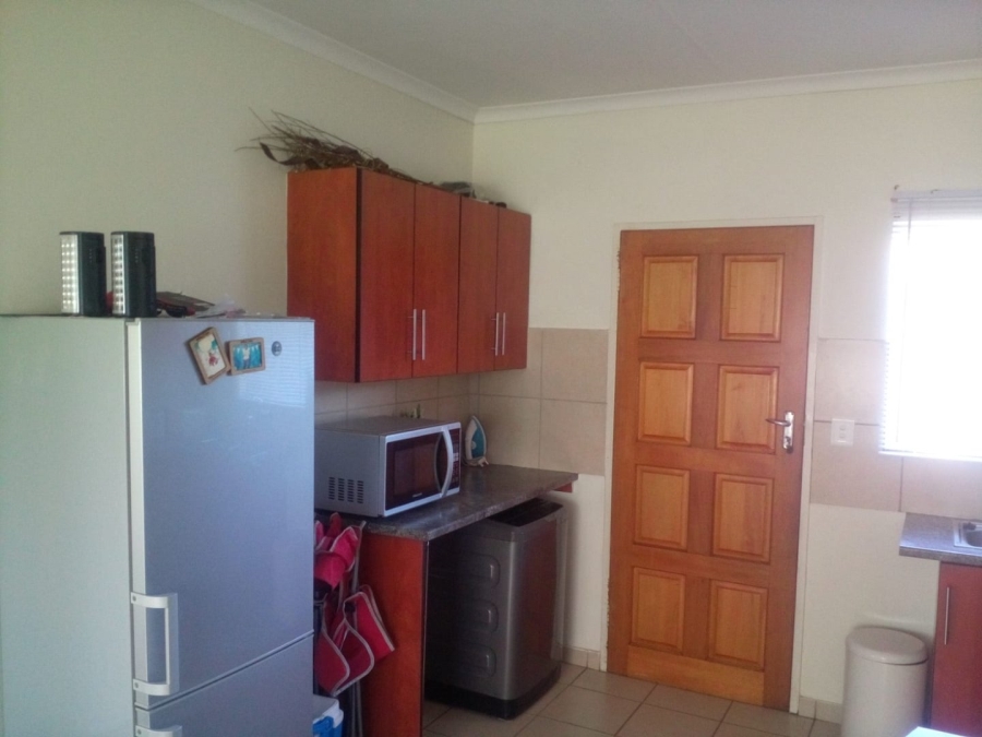 2 Bedroom Property for Sale in The Orchards Gauteng