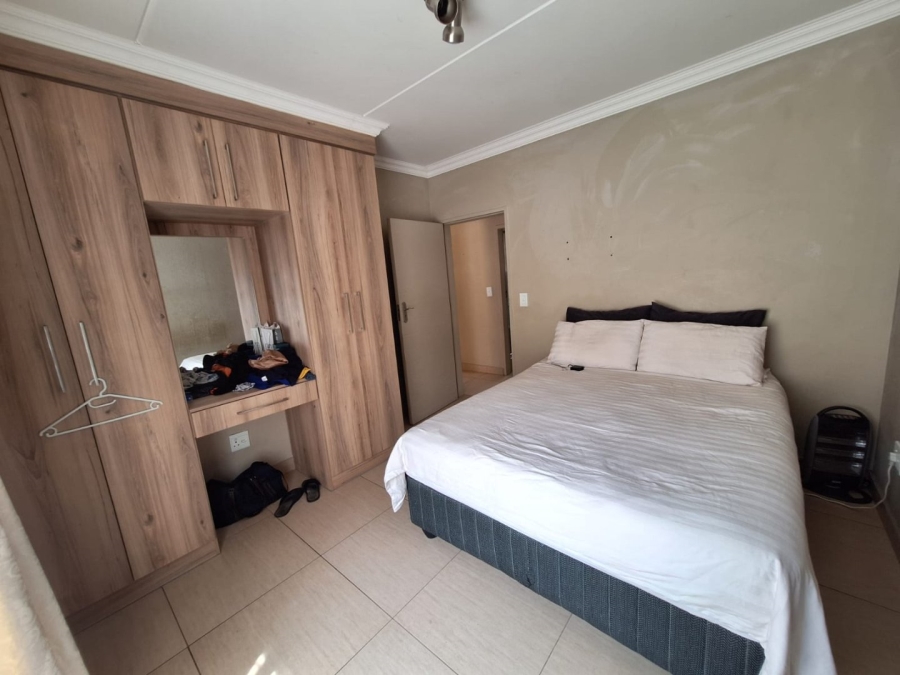 2 Bedroom Property for Sale in Andeon AH Gauteng