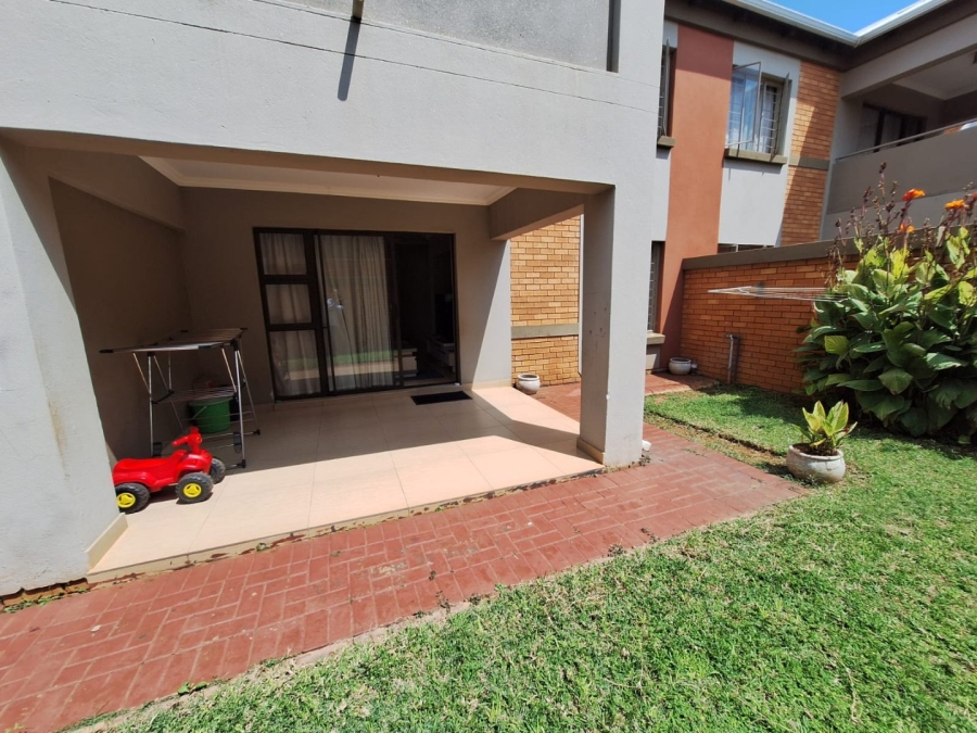 2 Bedroom Property for Sale in Andeon AH Gauteng