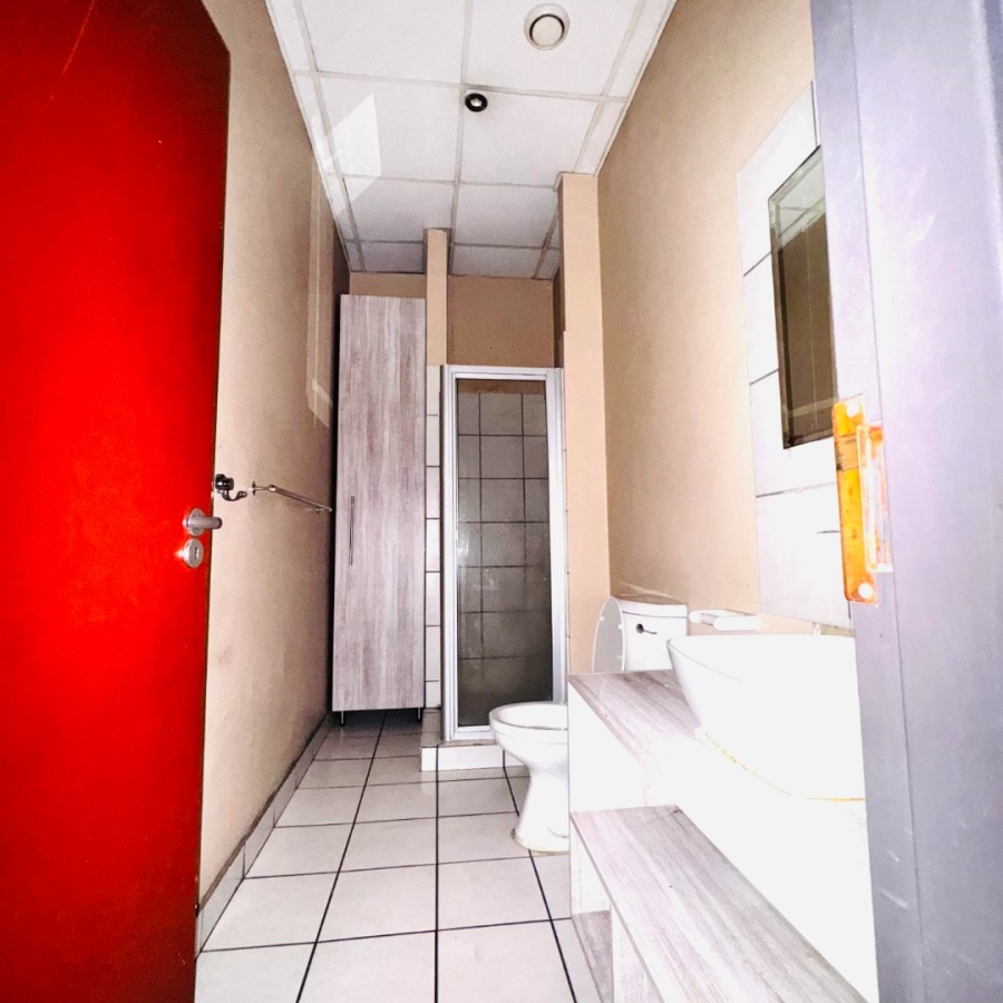 1 Bedroom Property for Sale in Braamfontein Gauteng