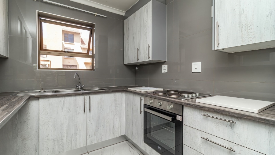 2 Bedroom Property for Sale in Bedfordview Gauteng