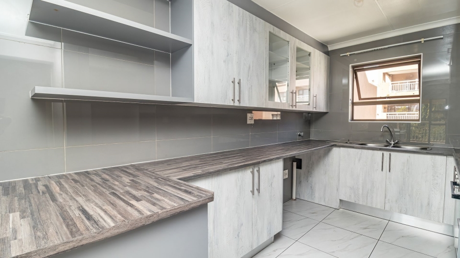 2 Bedroom Property for Sale in Bedfordview Gauteng