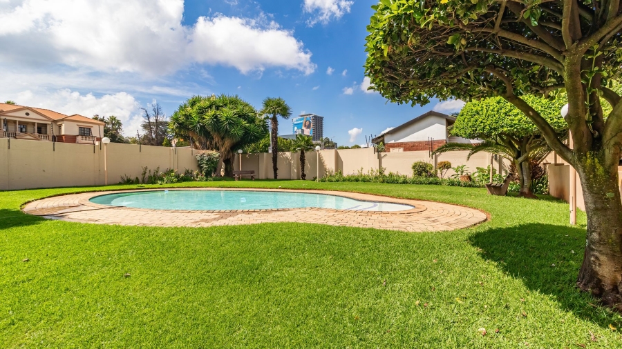 2 Bedroom Property for Sale in Bedfordview Gauteng