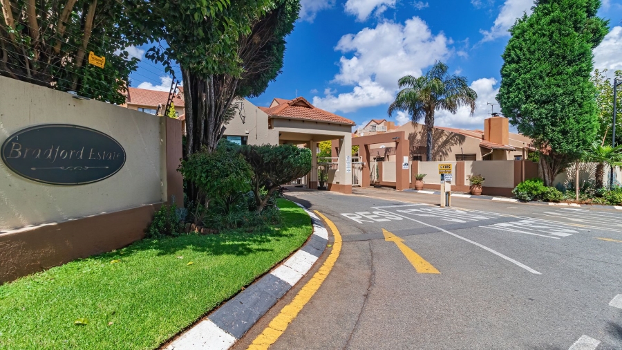 2 Bedroom Property for Sale in Bedfordview Gauteng