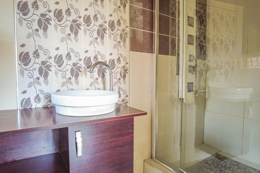 4 Bedroom Property for Sale in Karenpark Gauteng