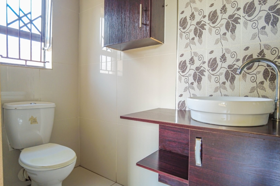 4 Bedroom Property for Sale in Karenpark Gauteng