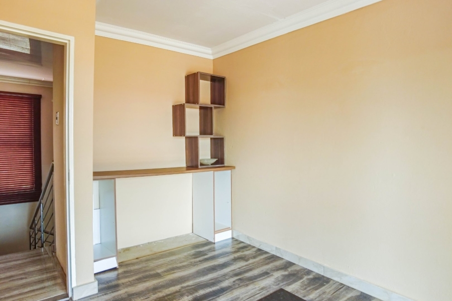 4 Bedroom Property for Sale in Karenpark Gauteng