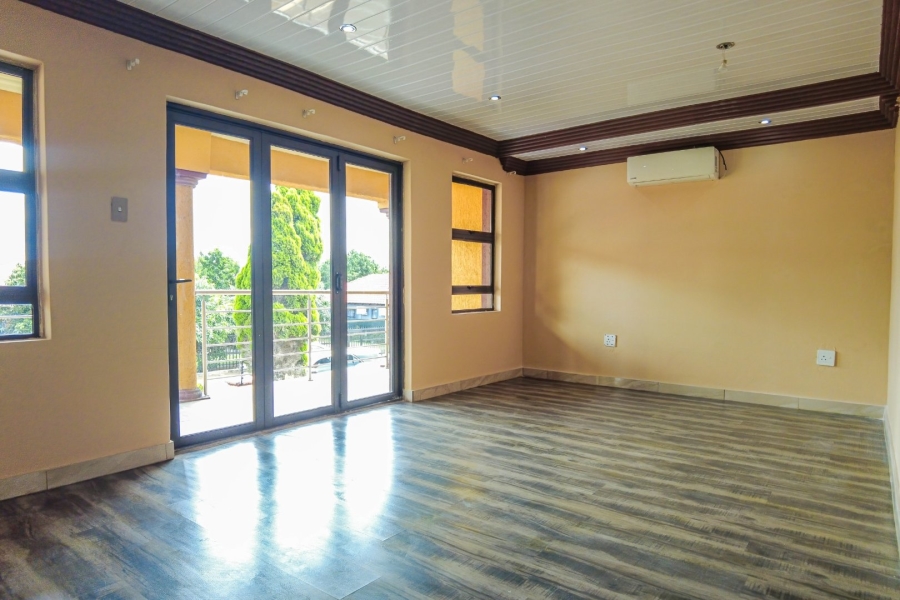 4 Bedroom Property for Sale in Karenpark Gauteng