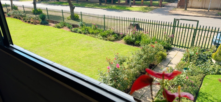 2 Bedroom Property for Sale in Three Rivers Gauteng