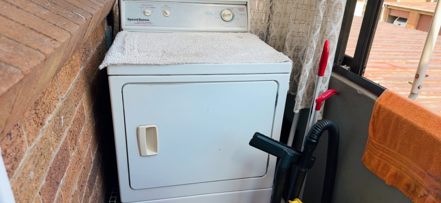 2 Bedroom Property for Sale in Three Rivers Gauteng