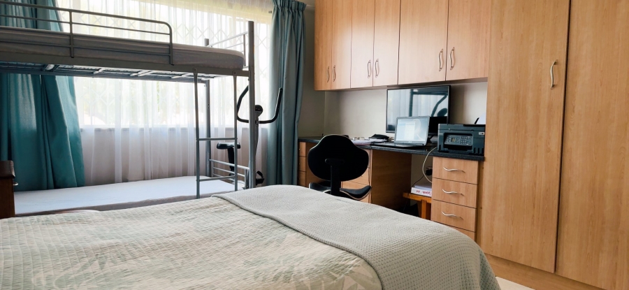 2 Bedroom Property for Sale in Three Rivers Gauteng