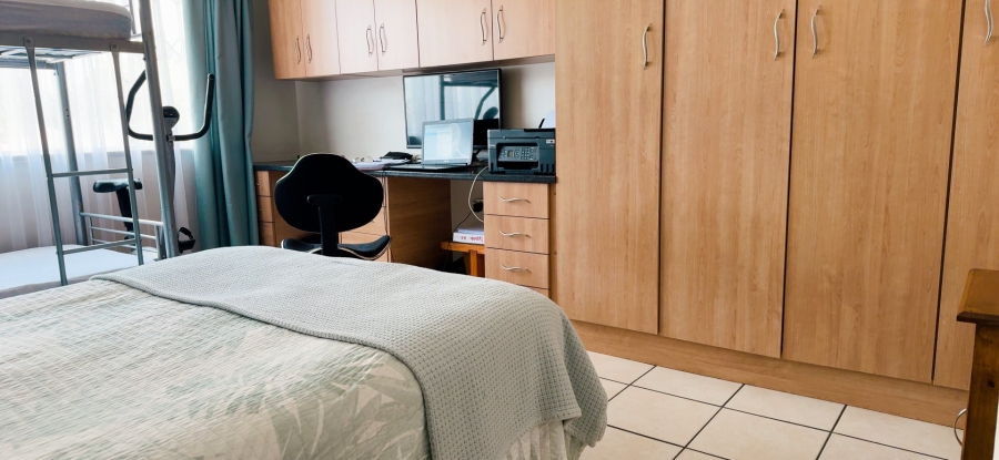 2 Bedroom Property for Sale in Three Rivers Gauteng