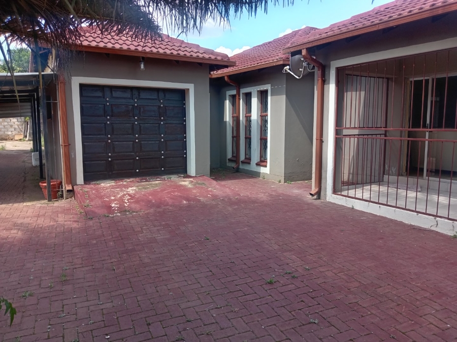 3 Bedroom Property for Sale in Masada Gauteng