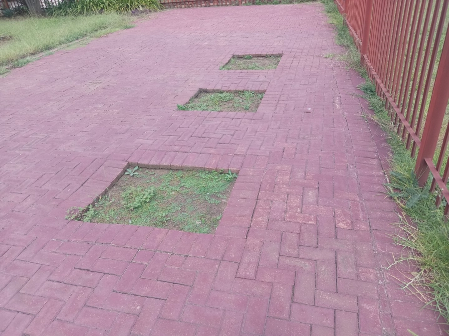 3 Bedroom Property for Sale in Masada Gauteng