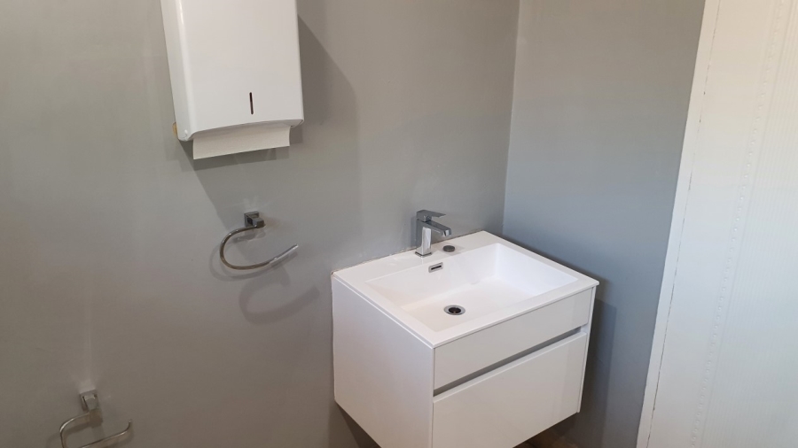 To Let Commercial Property for Rent in Wierda Park Gauteng