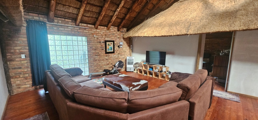 Commercial Property for Sale in Roodeplaat Gauteng