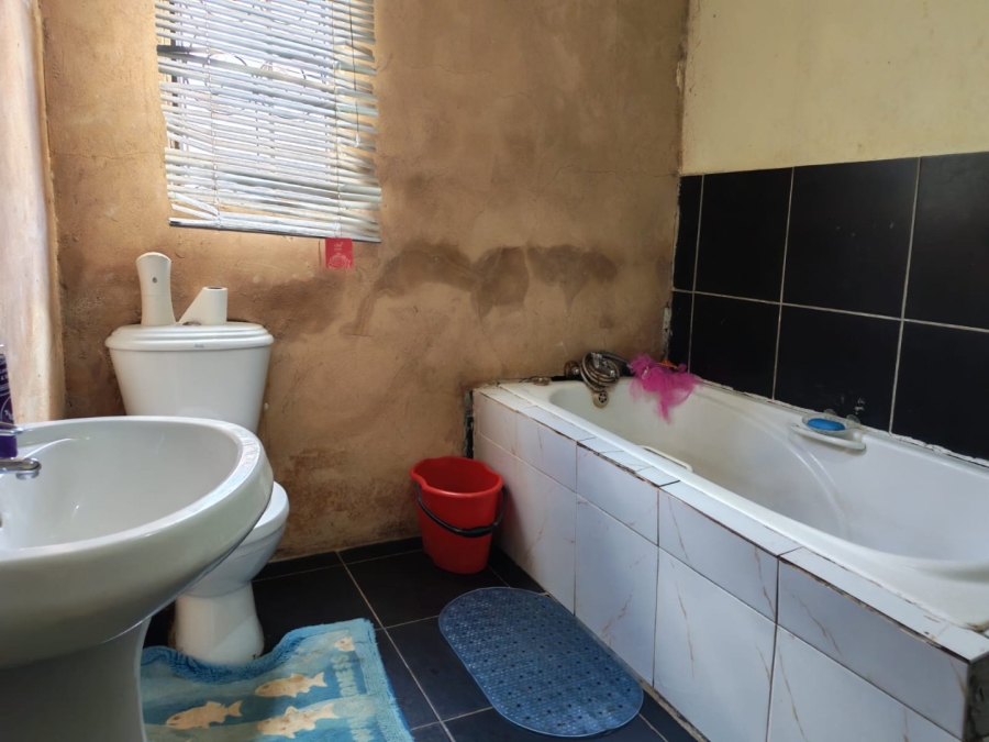 3 Bedroom Property for Sale in Soshanguve JJ Gauteng