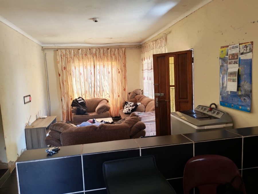 3 Bedroom Property for Sale in Soshanguve JJ Gauteng