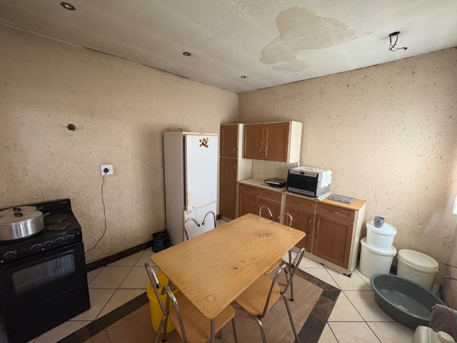 3 Bedroom Property for Sale in Soshanguve JJ Gauteng