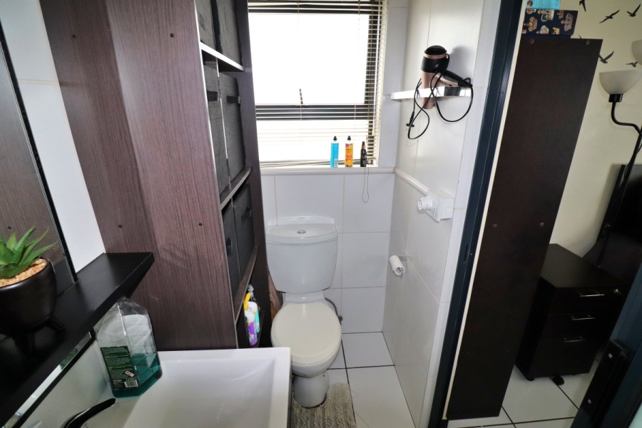 2 Bedroom Property for Sale in The Isle Gauteng